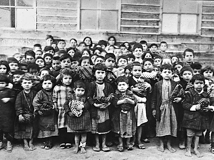 ‘Soykırımdan Kurtulanlar’ın sesine kulak verin